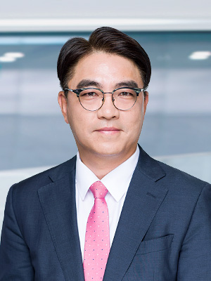 Euisu Lee